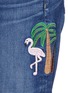 细节 - 点击放大 - Tortoise Denim - X THE WEBSTER火烈鸟及棕榈树刺绣露踝牛仔裤