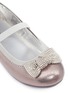 细节 - 点击放大 - STUART WEITZMAN - Fannie Glitz幼儿款仿水晶蝴蝶结芭蕾平底鞋
