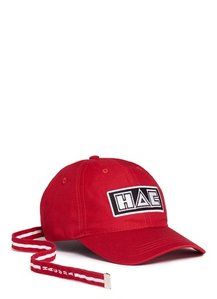 首图 - 点击放大 - HACULLA - HAC刺绣徽章斜纹布棒球帽