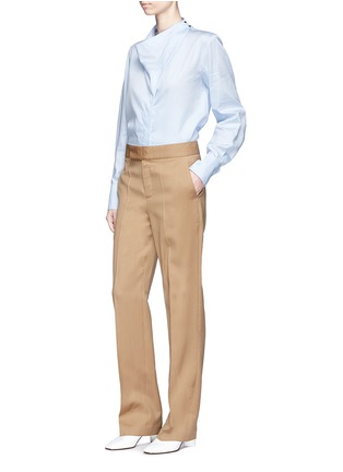 模特儿示范图 - 点击放大 - STELLA MCCARTNEY - DAMIANE垂褶衣领府绸衬衫