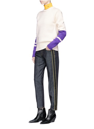 模特儿示范图 - 点击放大 - CALVIN KLEIN 205W39NYC - 拼色衣袖羊毛针织衫