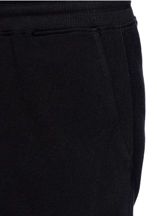 细节 - 点击放大 - Bianca Chandôn - Circumflex品牌标志刺绣珠地布休闲短裤
