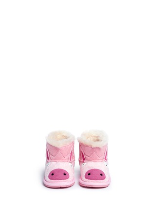 模特儿示范图 - 点击放大 - EMU AUSTRALIA - Piggy Walker婴儿款小猪造型短靴