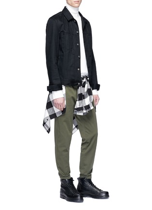 模特儿示范图 - 点击放大 - 3.1 PHILLIP LIM - 纯色混棉休闲裤