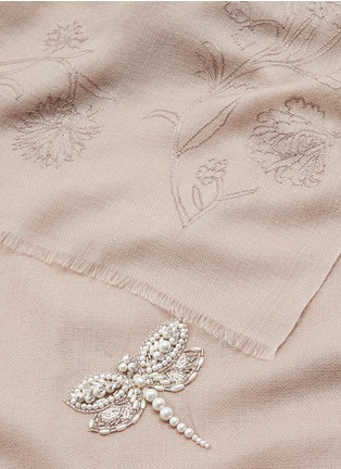 细节 - 点击放大 - JANAVI - Pearl Dragonflies人造珍珠蜻蜓及花卉刺绣围巾