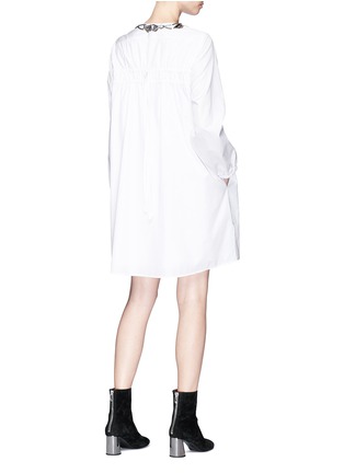模特示范图 - 点击放大 - 3.1 PHILLIP LIM - 金属装饰府绸衬衫裙