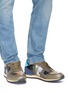 模特儿示范图 - 点击放大 - VALENTINO GARAVANI - Camouflage Rockrunner迷彩运动鞋