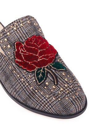 细节 - 点击放大 - PEDDER RED - Kobe玫瑰贴花格纹拖鞋