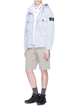 模特儿示范图 - 点击放大 - STONE ISLAND - 品牌标志徽章条纹棉质polo衫