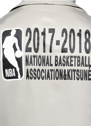 细节 - 点击放大 - MAISON KITSUNÉ - x NBA标志教练夹克