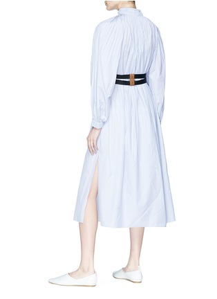 模特示范图 - 点击放大 - TIBI - Isabelle灯笼袖百褶条纹连衣裙