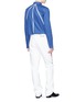 模特儿示范图 - 点击放大 - CALVIN KLEIN 205W39NYC - 条纹点缀纯棉衬衫