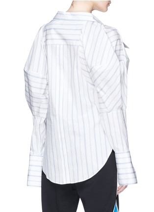背面 - 点击放大 - MONSE - 品牌名称条纹灯笼袖府绸衬衫