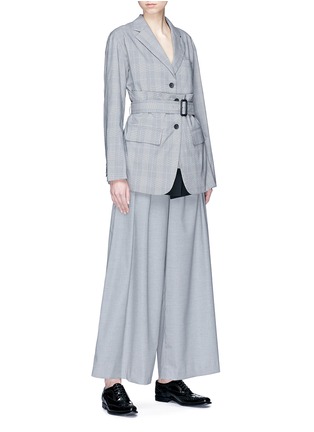 模特儿示范图 - 点击放大 - THE KEIJI - 搭叠布饰拼接格纹西服夹克