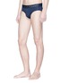 模特儿示范图 - 点击放大 - CALVIN KLEIN UNDERWEAR - Focused Fit品牌名称三角内裤