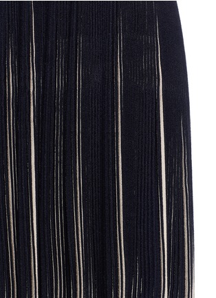 细节 - 点击放大 - ALAÏA - 拼色百褶V领连衣裙