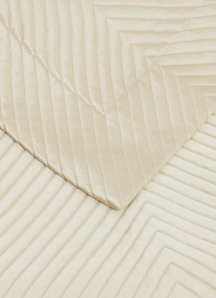 细节 –点击放大 - FRETTE - Luxury Herringbone特大双人床人字纹绗缝床罩－米色