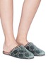 模特儿示范图 - 点击放大 - GUCCI - GG品牌标志天鹅绒拖鞋