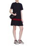 模特儿示范图 - 点击放大 - OPENING CEREMONY - 品牌名称纯棉T恤式连衣裙