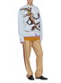 模特儿示范图 - 点击放大 - CALVIN KLEIN 205W39NYC - x Looney Tunes™ Ralph Wolf图案初剪羊毛针织衫