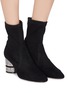 模特儿示范图 - 点击放大 - STUART WEITZMAN - Flash仿水晶粗跟绒面真皮短靴