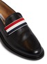 细节 - 点击放大 - THOM BROWNE - 三色条纹搭带真皮乐福鞋