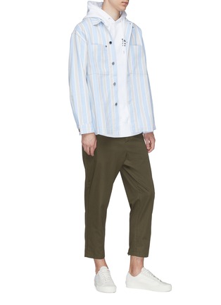 模特儿示范图 - 点击放大 - NOON GOONS - Alameda拼色条纹牛仔布衬衫