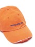 细节 - 点击放大 - VETEMENTS - x Reebok 'Weekday' slogan embroidered distressed baseball cap