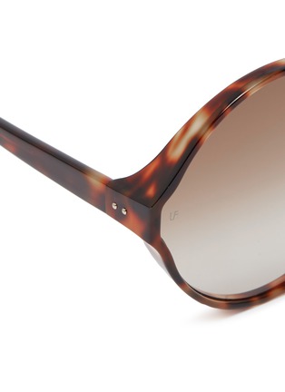 细节 - 点击放大 - LINDA FARROW - oversize玳瑁圆框太阳眼镜