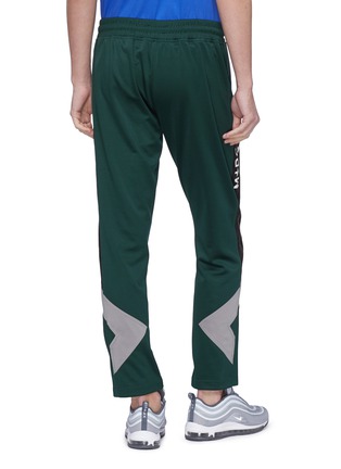 背面 - 点击放大 - M+RC NOIR - 几何图案品牌名称侧条纹休闲裤