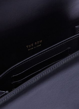细节 - 点击放大 - THE ROW - 'Julien' leather crossbody bag