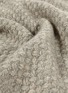 细节 –点击放大 - OYUNA - SAFIRA羊绒针织毯－米色及灰色