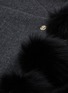 细节 - 点击放大 - YVES SALOMON - 狐毛毛球点缀羊毛混羊绒针织围巾