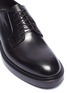 细节 - 点击放大 - VALENTINO GARAVANI - Valentino Garavani VLTN品牌名称鞋跟小牛皮德比鞋