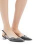 模特儿示范图 - 点击放大 - YUUL YIE - 'Dewy' PVC panel wavy leather slingback pumps