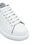 细节 - 点击放大 - ALEXANDER MCQUEEN - Oversized Sneaker反光鞋舌小牛皮厚底运动鞋