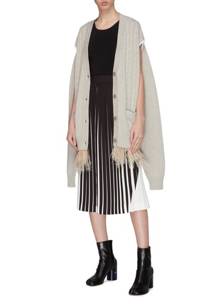 模特儿示范图 - 点击放大 - MAISON MARGIELA - 鸵鸟毛切割衣袖羊毛混棉针织开衫