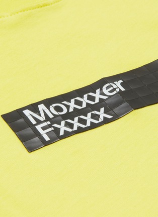  - MONCLER - x Fragment Hiroshi Fujiwara品牌名称缀饰T恤