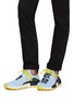 模特儿示范图 - 点击放大 - ADIDAS BY PHARRELL WILLIAMS - SOLARHU NMD中文字刺绣不对称针织运动鞋