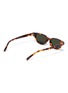 模特儿示范图 - 点击放大 - LINDA FARROW - 猫眼板材太阳眼镜