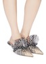 模特儿示范图 - 点击放大 - MIDNIGHT 00 - Plumetis褶裥PVC及波点薄纱穆勒鞋