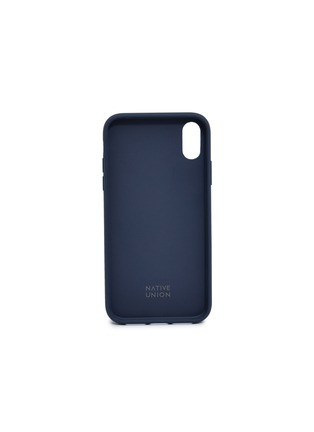 模特儿示范图 - 点击放大 - NATIVE UNION - CLIC Card真皮卡套手机壳（深蓝色）－iPhone XR