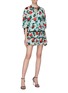 模特示范图 - 点击放大 - ALICE + OLIVIA - Arnette蕾丝条纹花卉印花连衣裙