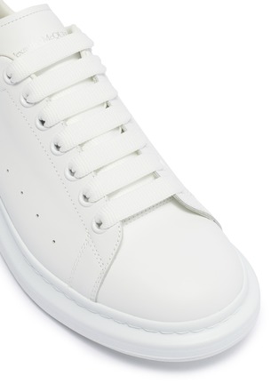细节 - 点击放大 - ALEXANDER MCQUEEN - Oversized Sneaker幻彩拼贴小牛皮厚底运动鞋