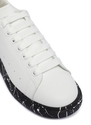 细节 - 点击放大 - ALEXANDER MCQUEEN - Oversized Sneaker拼色泼墨鞋底小羊皮运动鞋