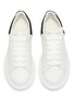 模特儿示范图 - 点击放大 - ALEXANDER MCQUEEN - 'Kids Oversized Sneaker' in leather with suede collar