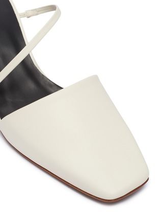 细节 - 点击放大 - NEOUS - Pteros金属凹凸鞋跟搭带真皮穆勒鞋