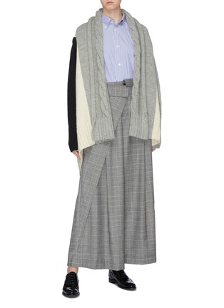 模特儿示范图 - 点击放大 - THE KEIJI - 搭叠设计格纹腰带混羊毛长裤