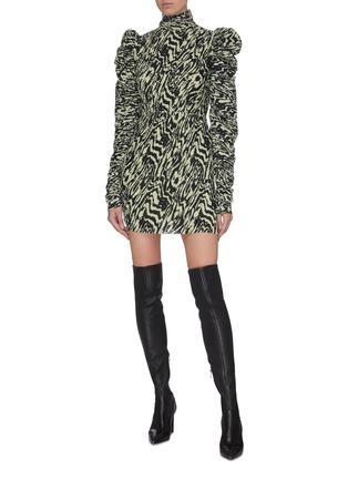 模特示范图 - 点击放大 - SOLACE LONDON - MARNE迷你系带羊腿袖纹理褶裥连衣裙