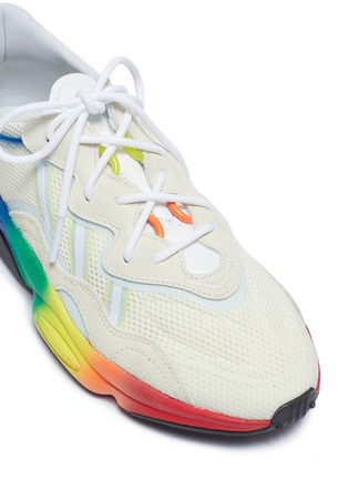 细节 - 点击放大 - ADIDAS - Ozweego Pride绒面真皮拼接网眼布彩虹厚底运动鞋